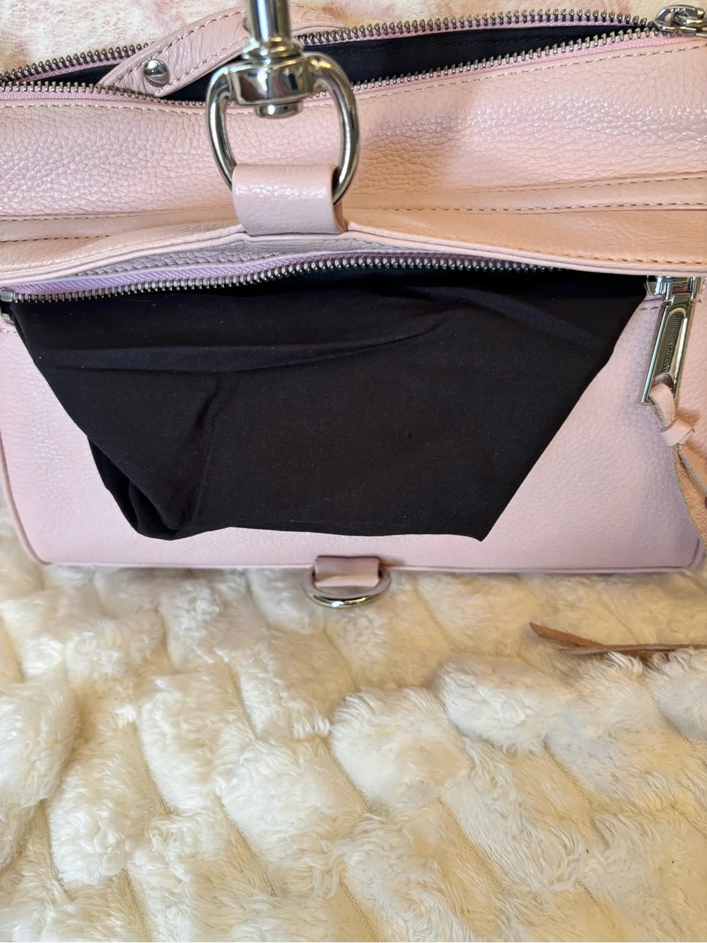 Rebecca Minkoff 🌸color blush